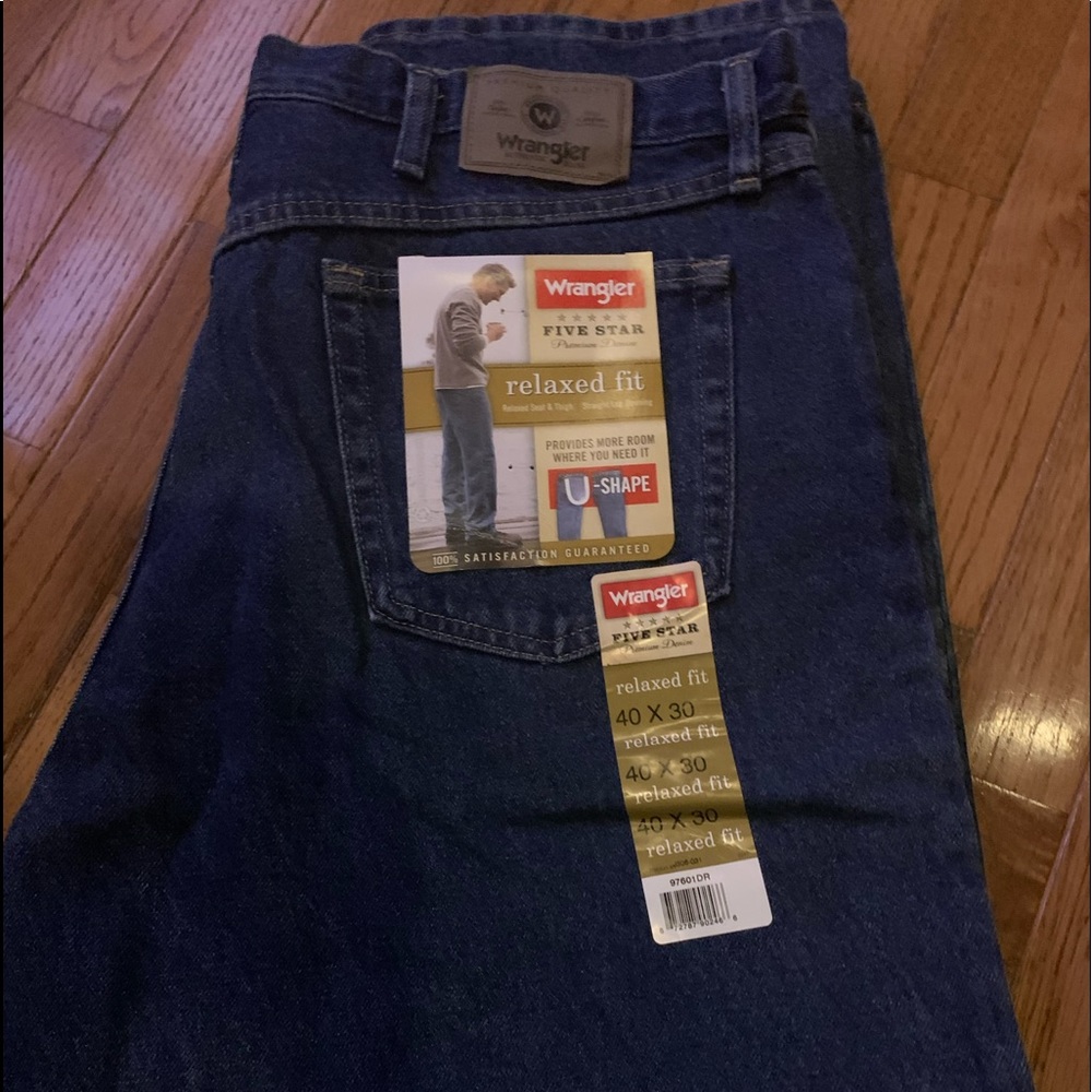 Wranglers Mens 40 x 30 NWTS